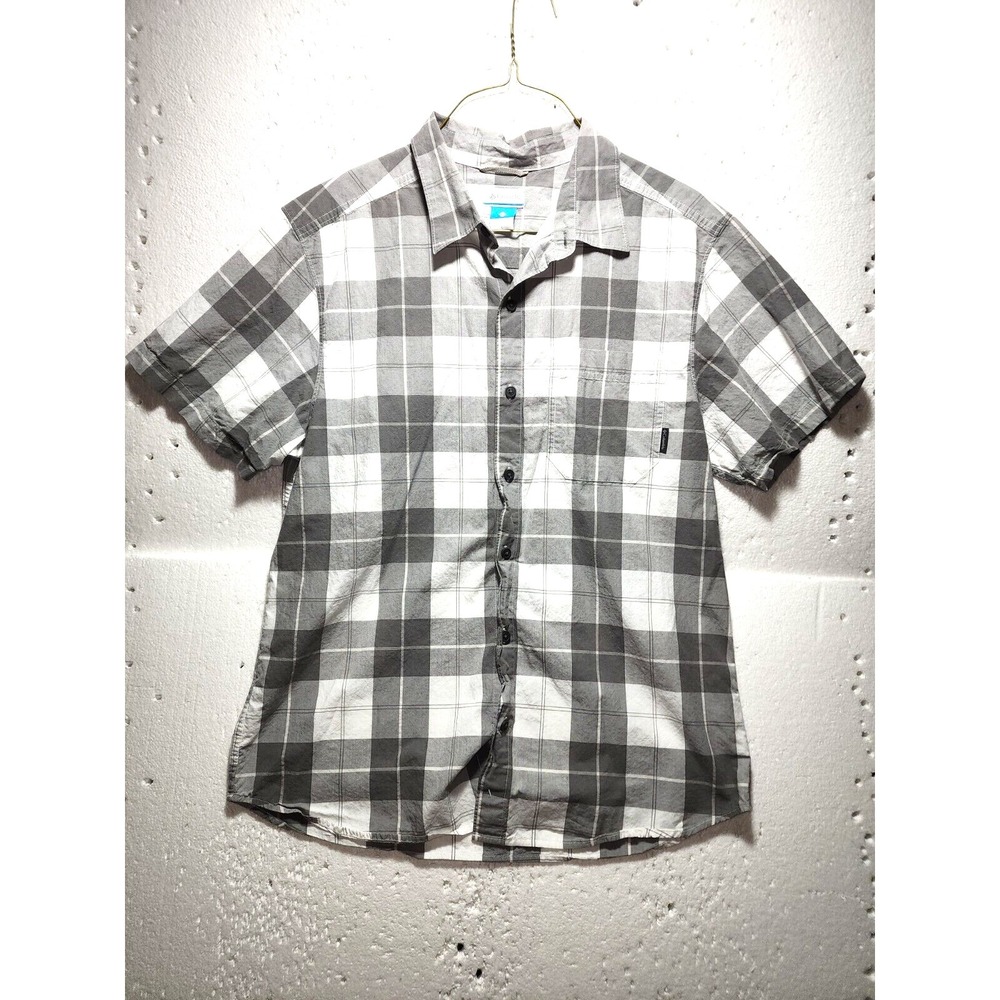 Columbia Shirt Men Medium Gray White Plaid Short Sleeve Collared Button Up